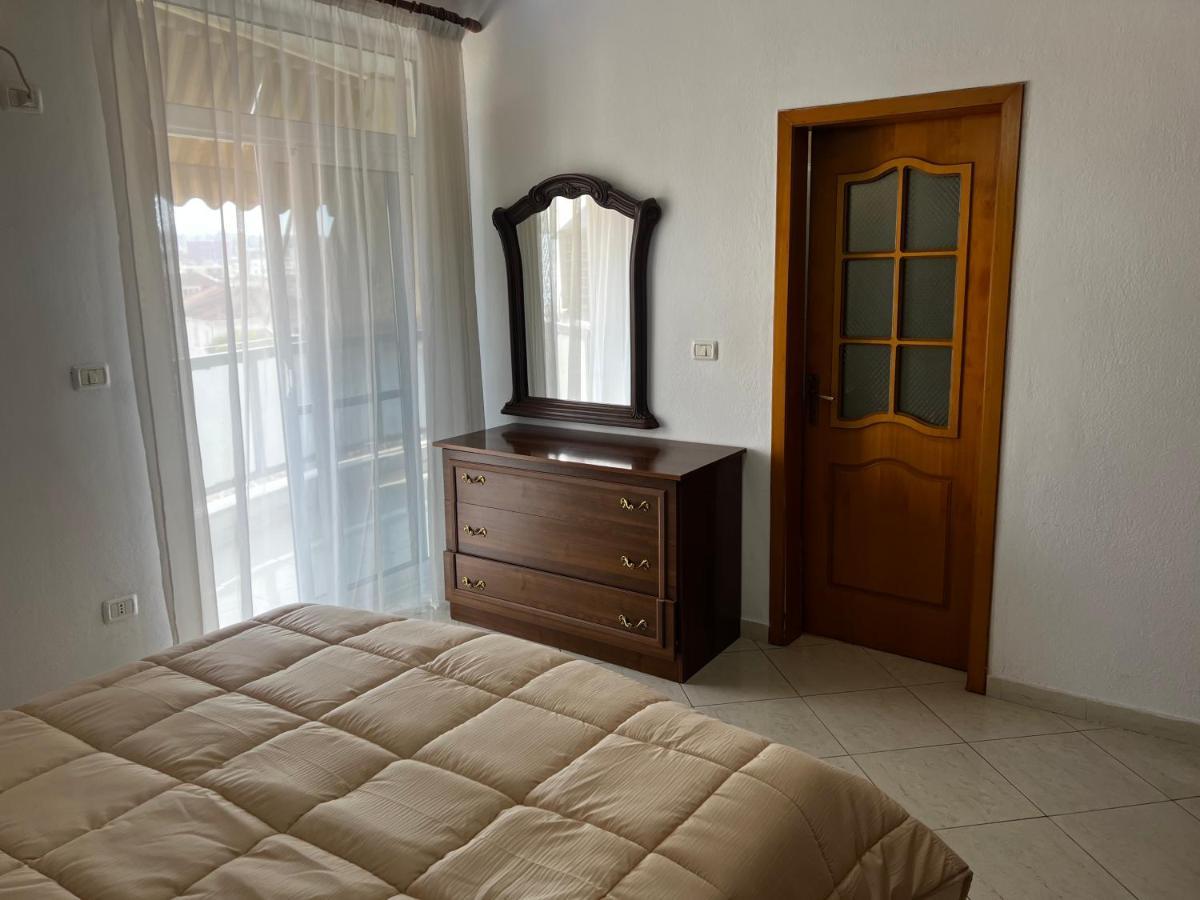 City Central Apartment 2 Tirana Exteriér fotografie